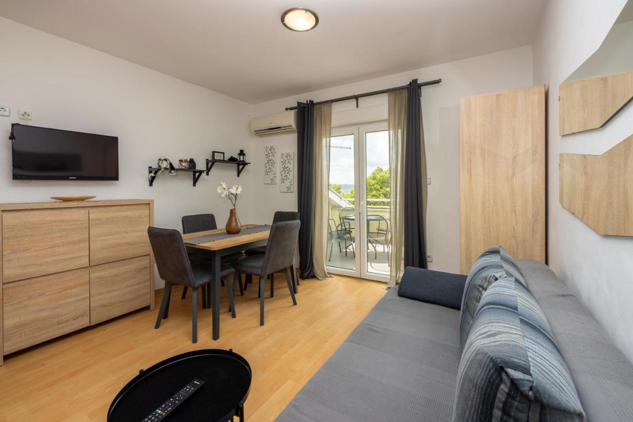 Apartments Claudia Цриквениця Екстер'єр фото