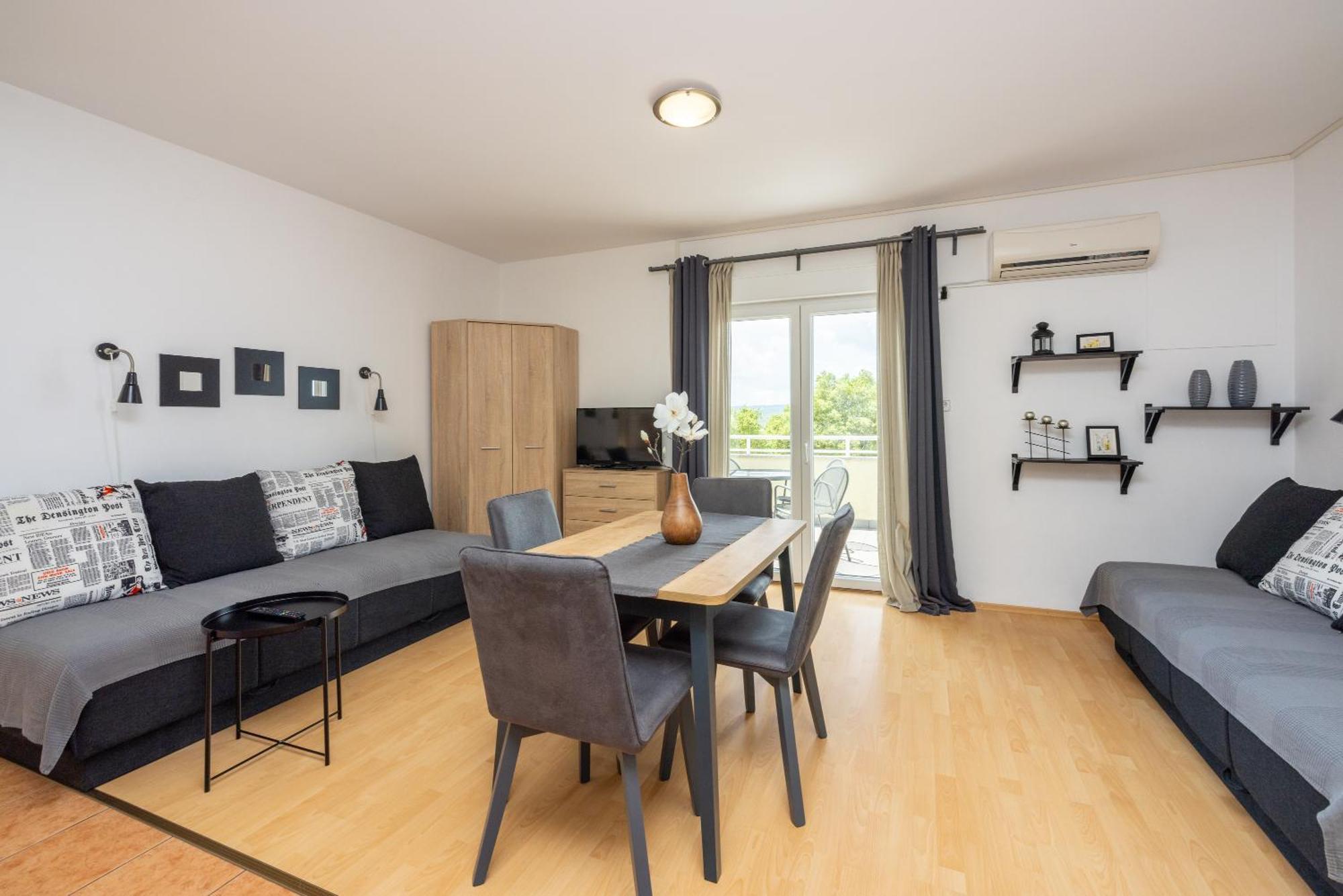 Apartments Claudia Цриквениця Екстер'єр фото