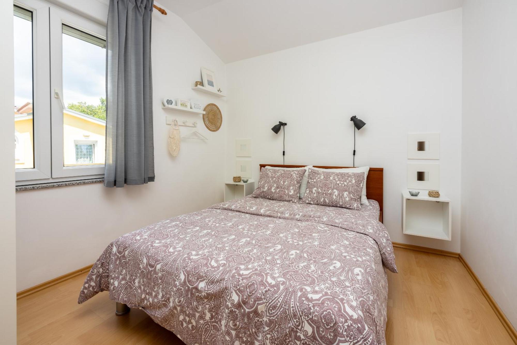 Apartments Claudia Цриквениця Екстер'єр фото