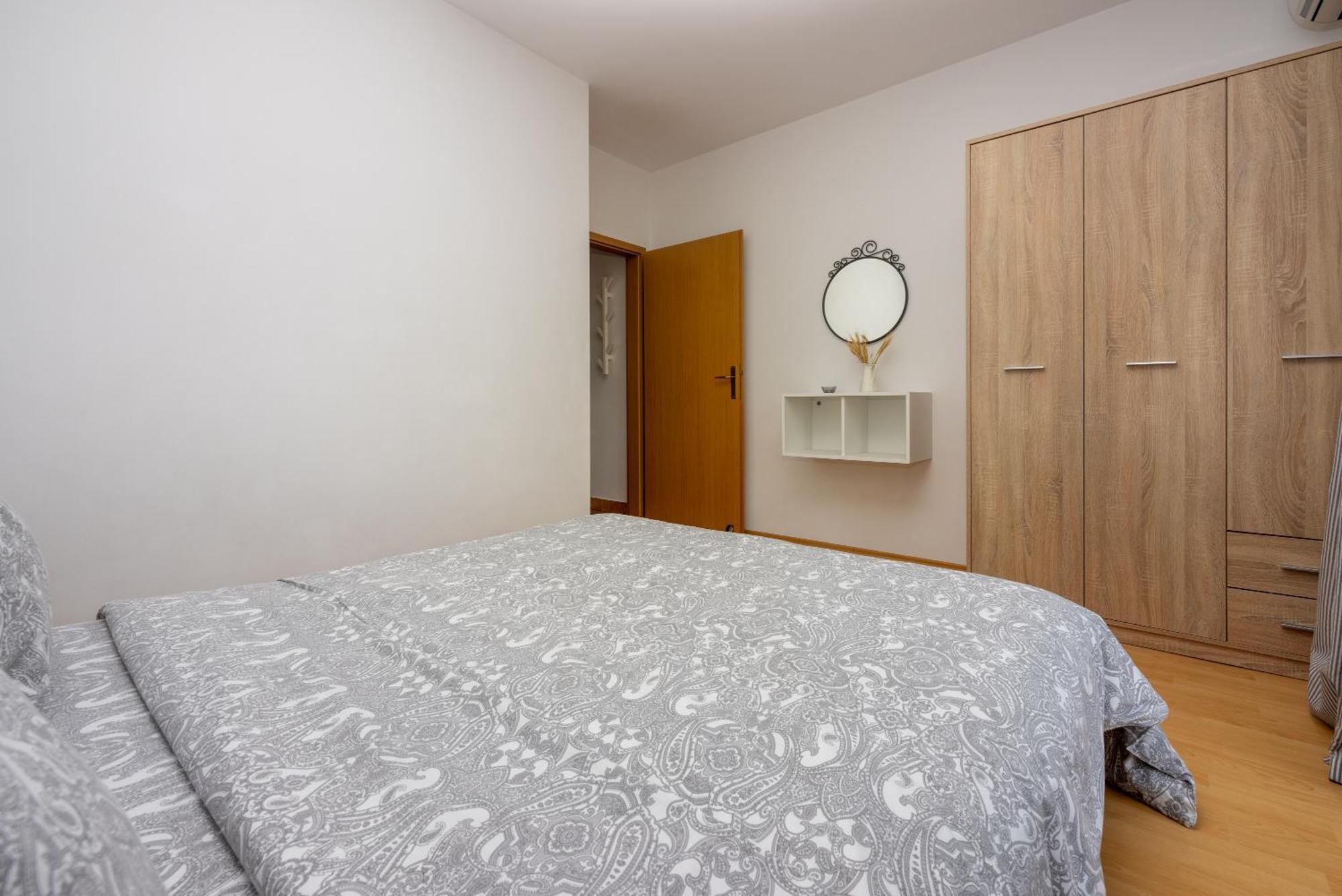 Apartments Claudia Цриквениця Екстер'єр фото