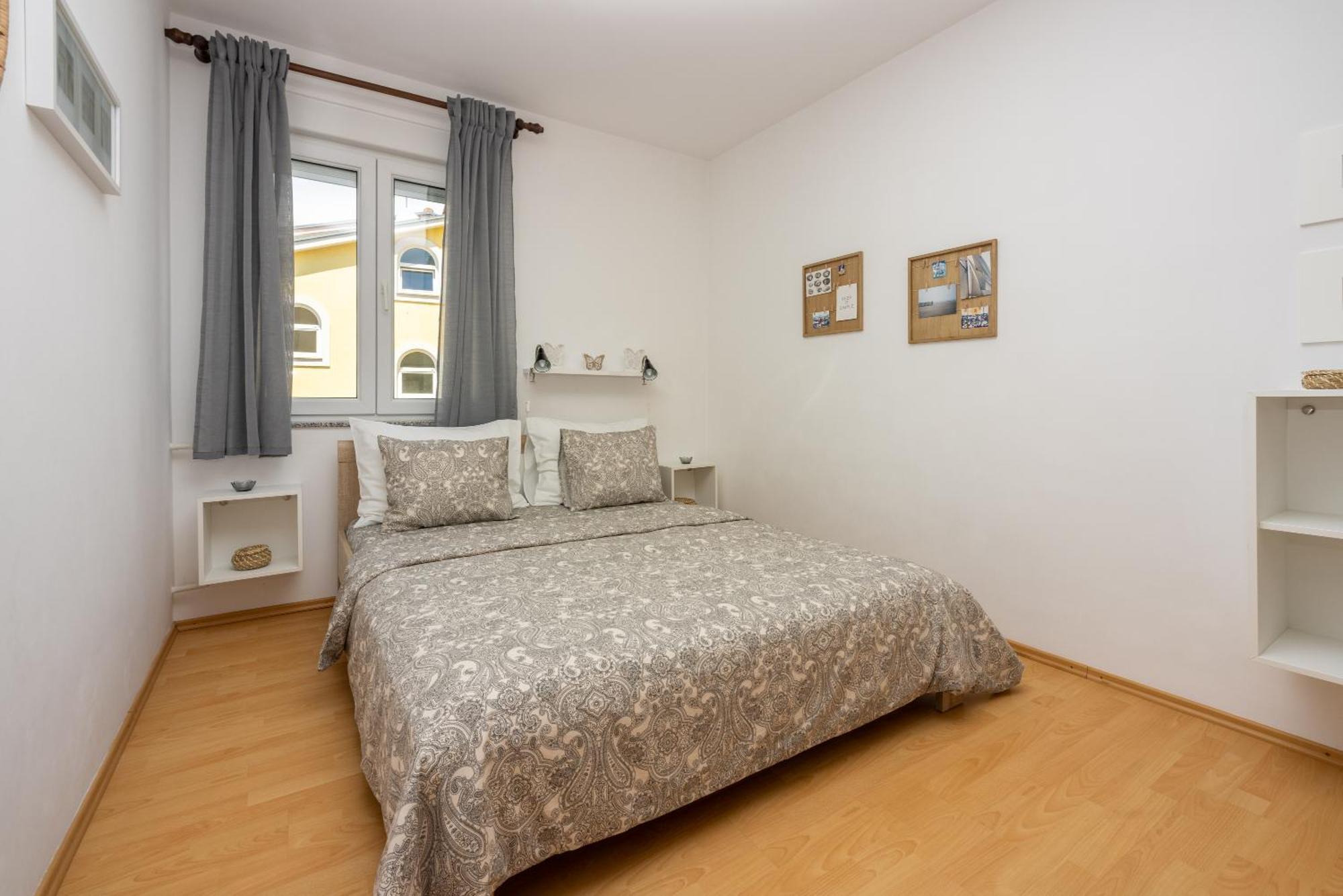 Apartments Claudia Цриквениця Екстер'єр фото